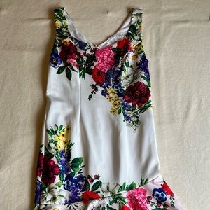 Venus size L flowered dress